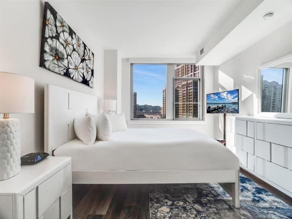 South Arlington Arlington 1 Bedroom with Balcony Bedroom