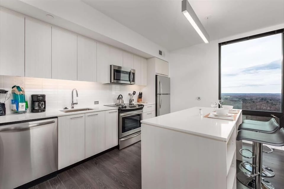 Herndon/Reston Reston 2 Bedroom Kitchen