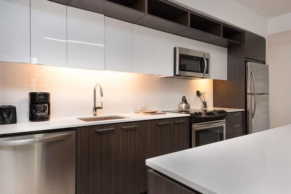 Herndon/Reston Reston 2 Bedroom Kitchen