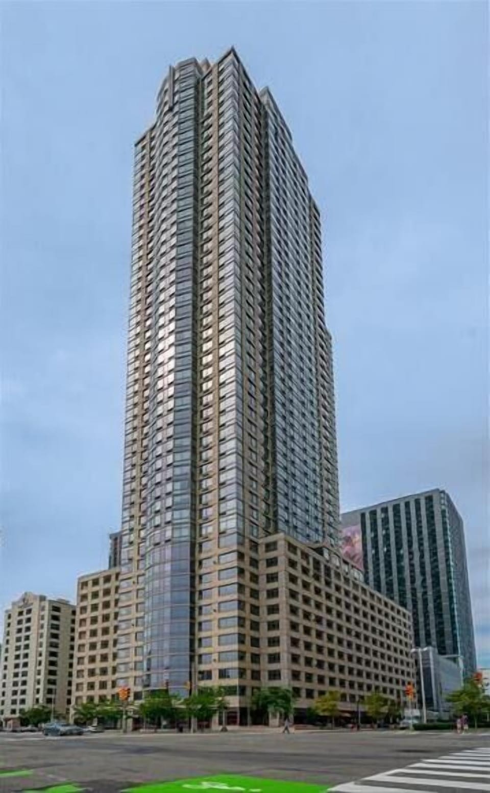 Jersey City 2 Bedroom Building Exterior