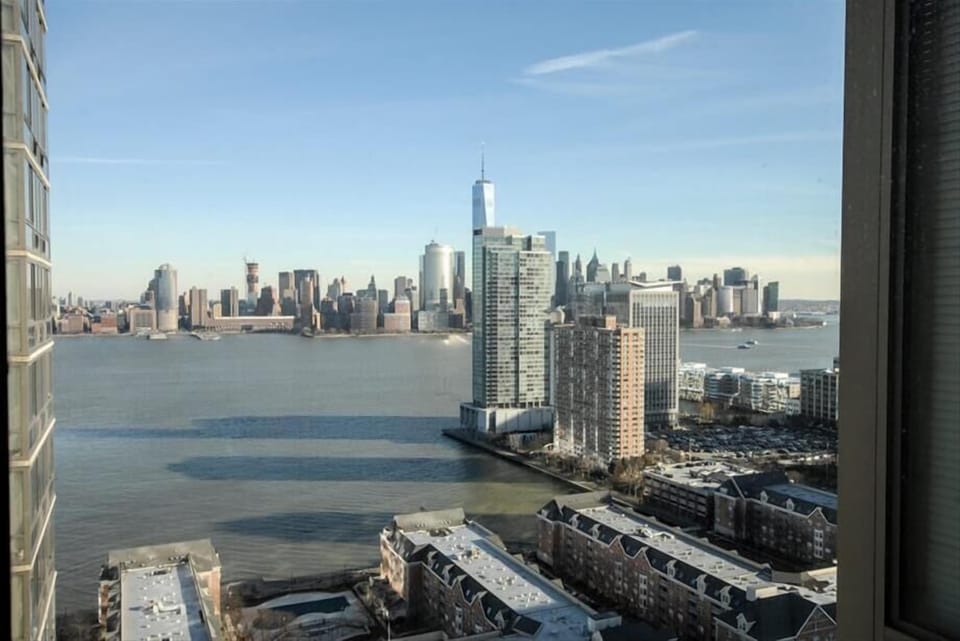 Jersey City 2 Bedroom River View View