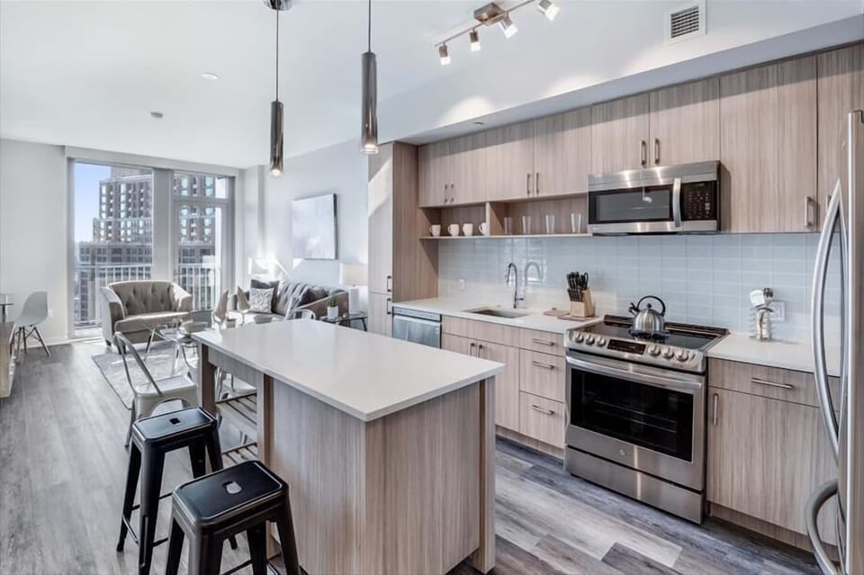 South Arlington Arlington 1 Bedroom with Balcony Dining Room