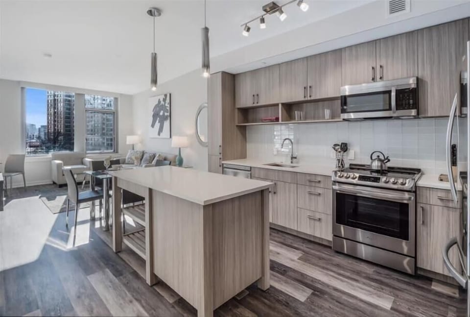 South Arlington Arlington 1 Bedroom Kitchen