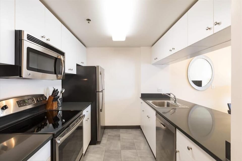 Hoboken 1 Bedroom Kitchen