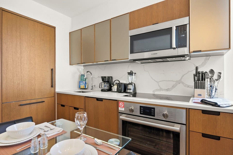 Midtown East New York 1 Bedroom Kitchen