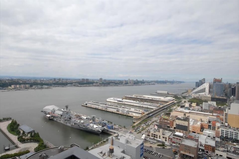 Midtown West New York 2 Bedroom View