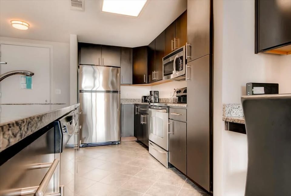 South Arlington Arlington 1 Bedroom Kitchen