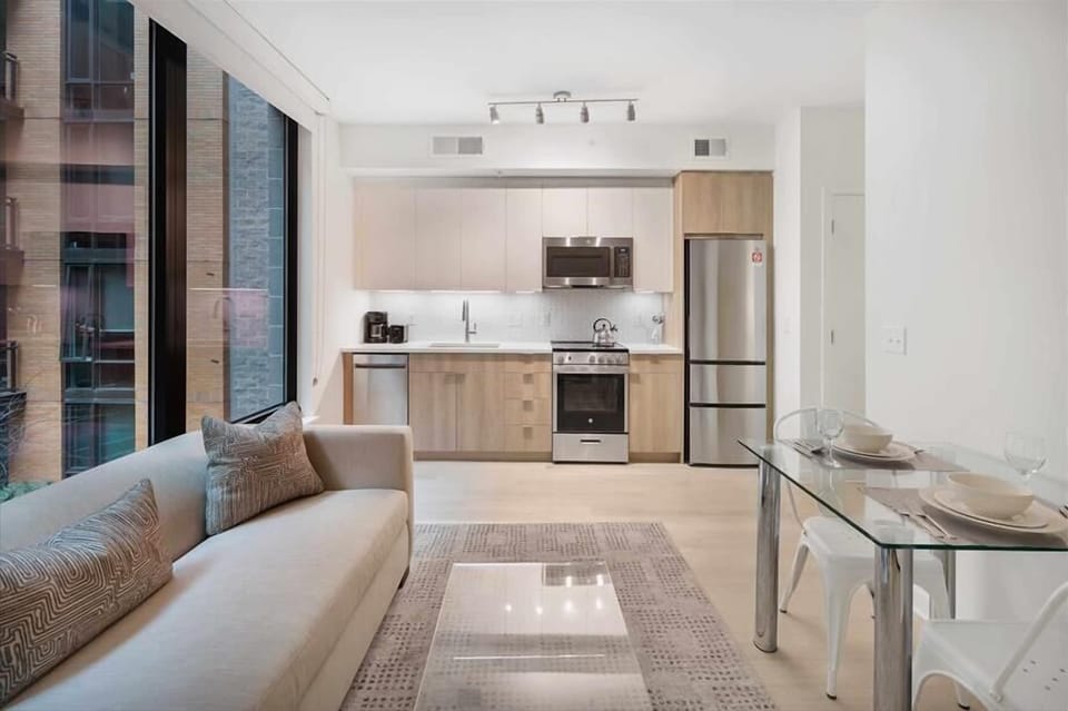 Noma Washington 1 Bedroom Living Room