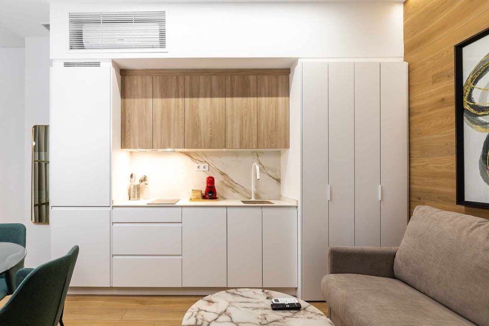 Kitchen or kitchenette