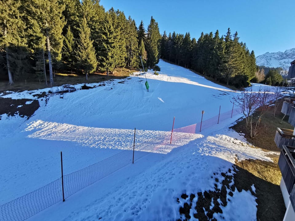 Snow and ski sports