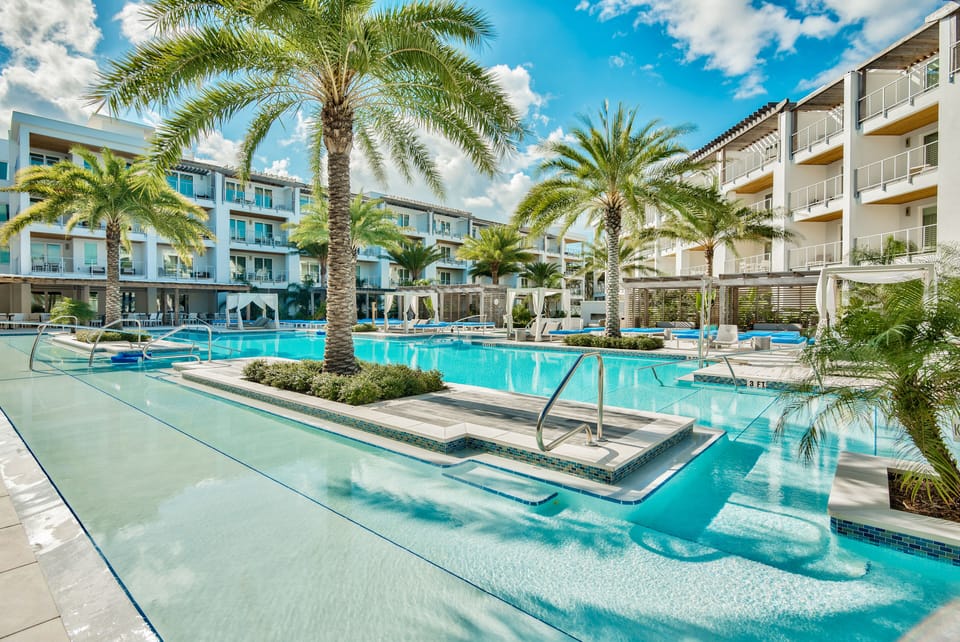 Beautiful Resort Style Pool