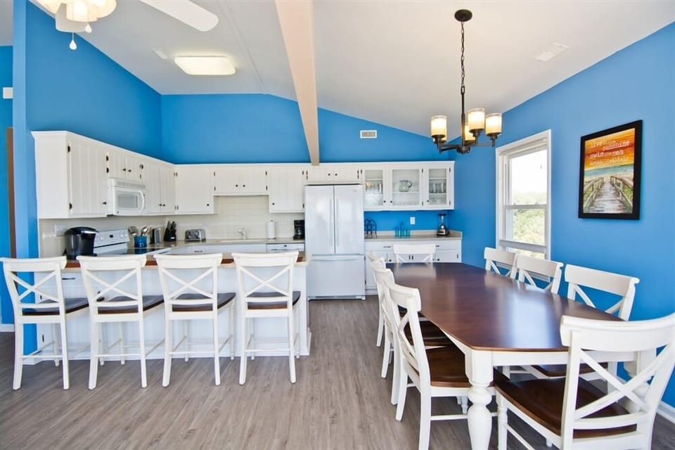 Level One Dining and Kitchen