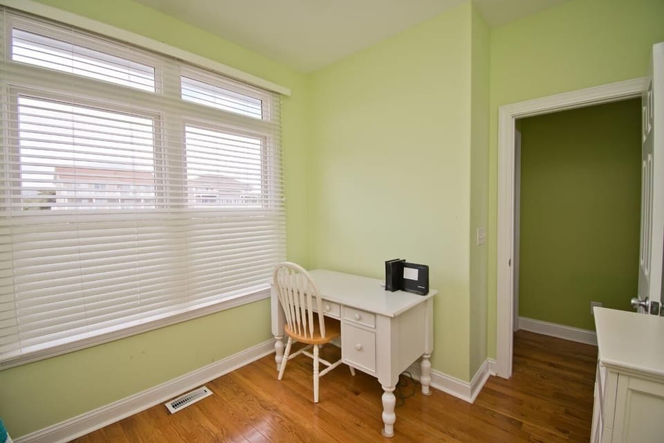 Twin/Trundle Room