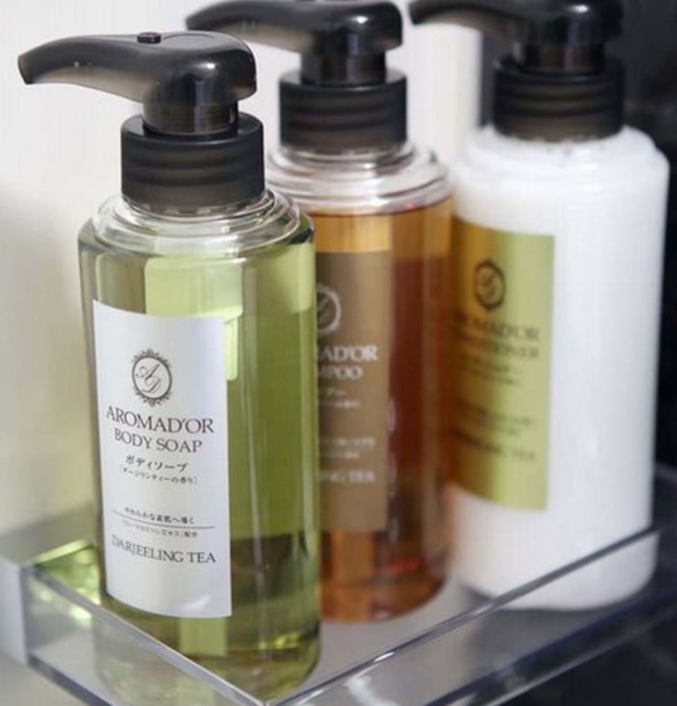 Bathroom amenities