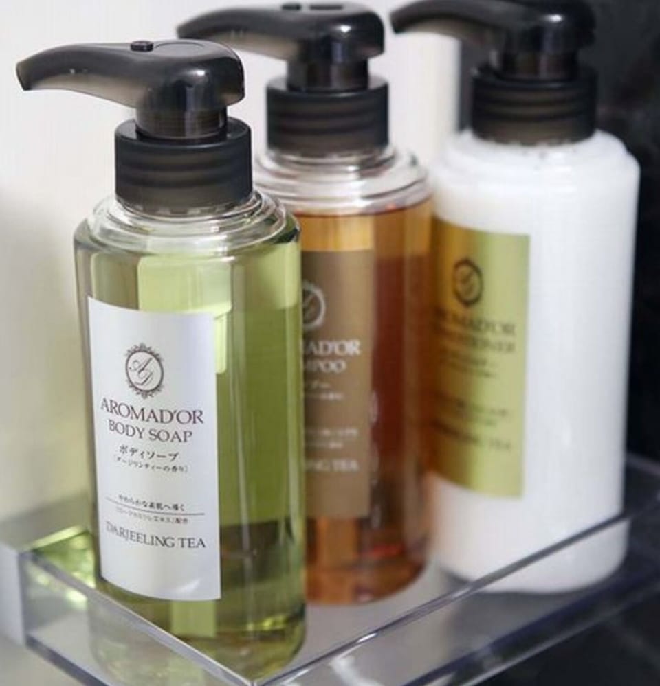 Bathroom amenities