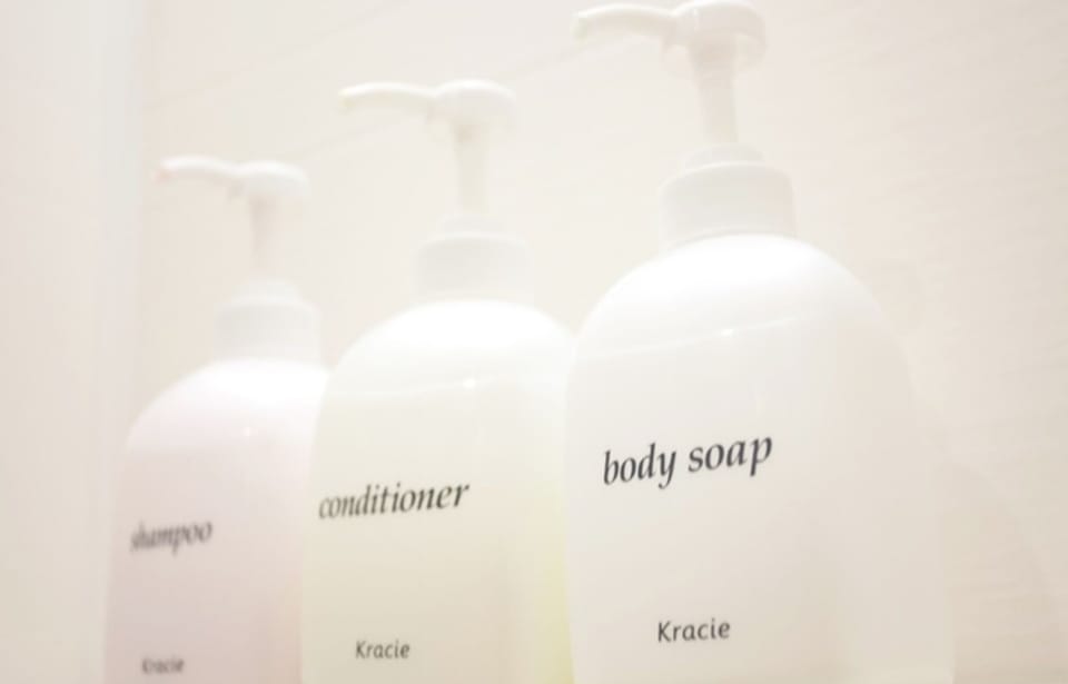 Bathroom amenities