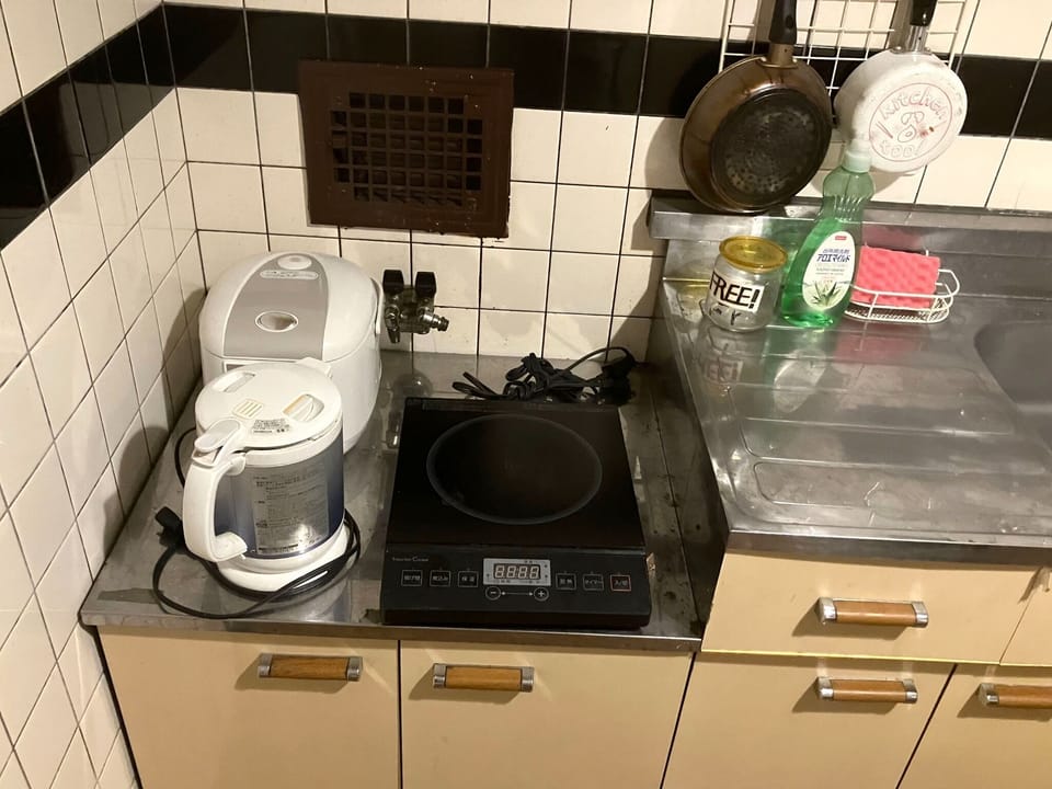 ・[501・Kitchen equipment] Equipped with basic kitchen equipment such as refrigerators and microwave ovens