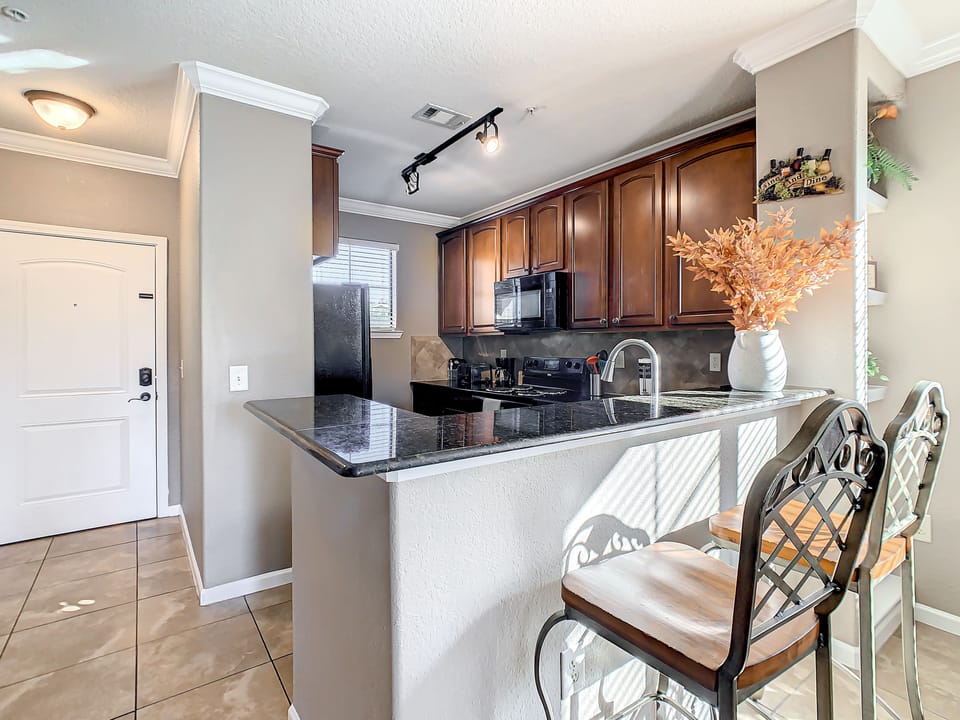 903CharoParkway821-25