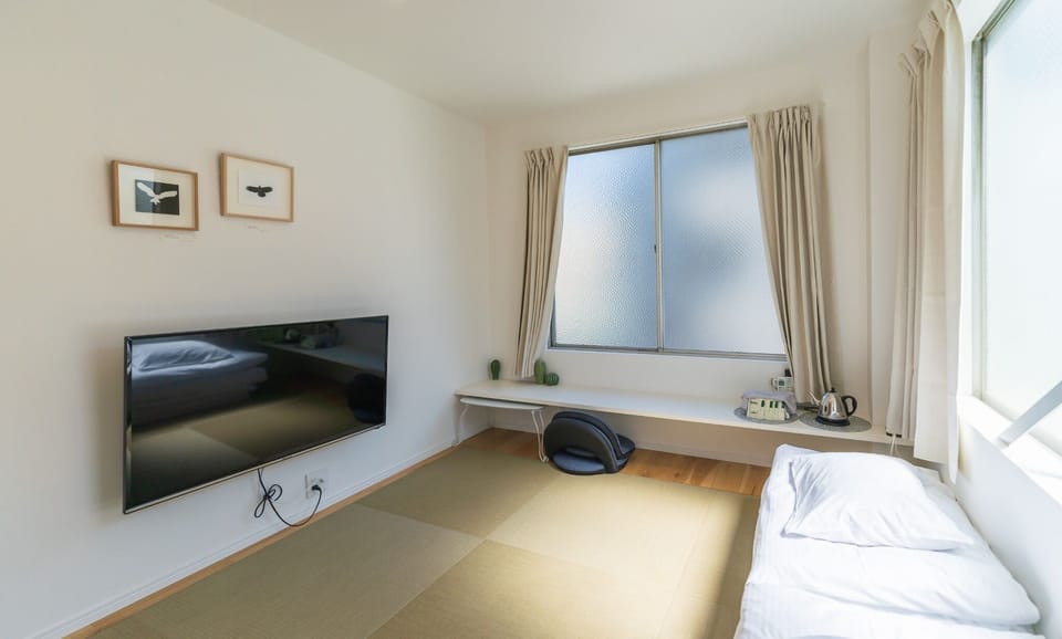 Tatami room