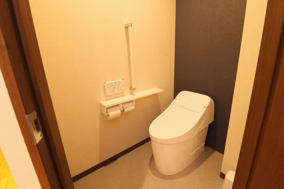 toilet