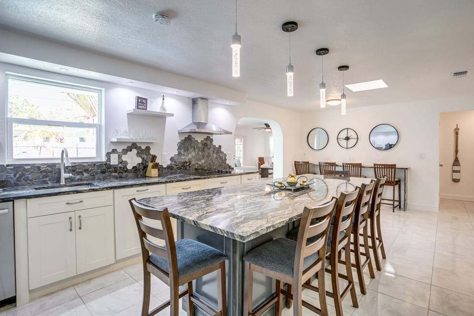 Kitchen | Dishwasher | Toaster