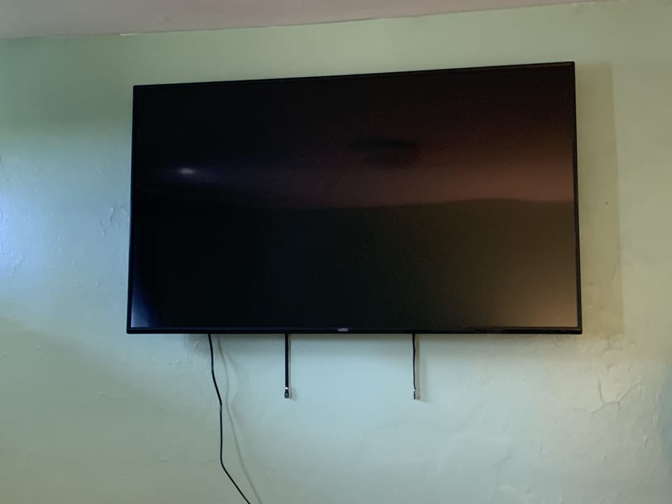 Screen, TV, Indoors