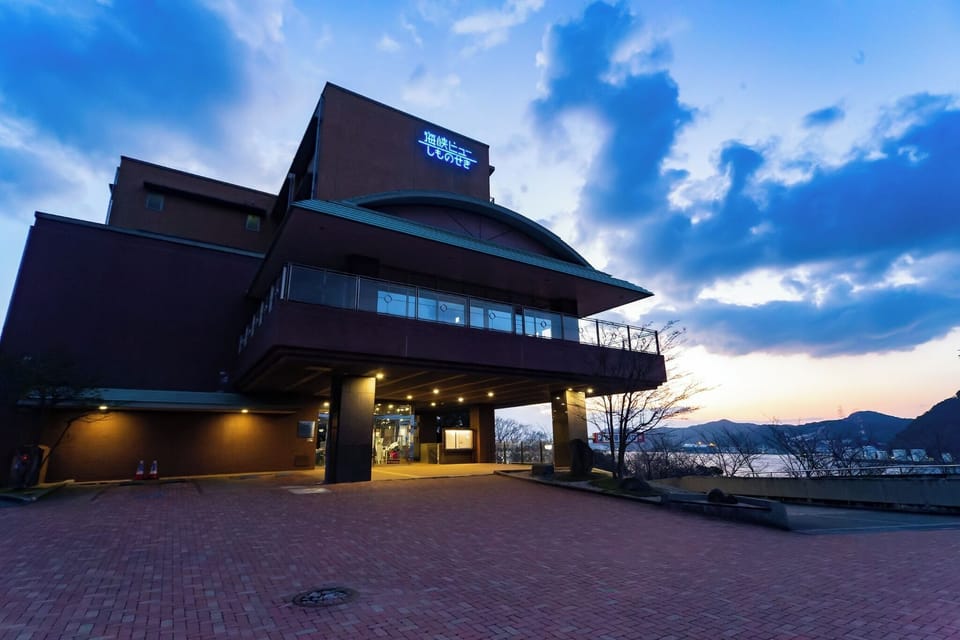 Exterior (night)