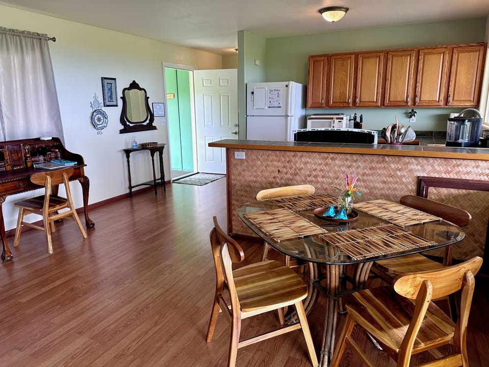 Dinning/Kitchen