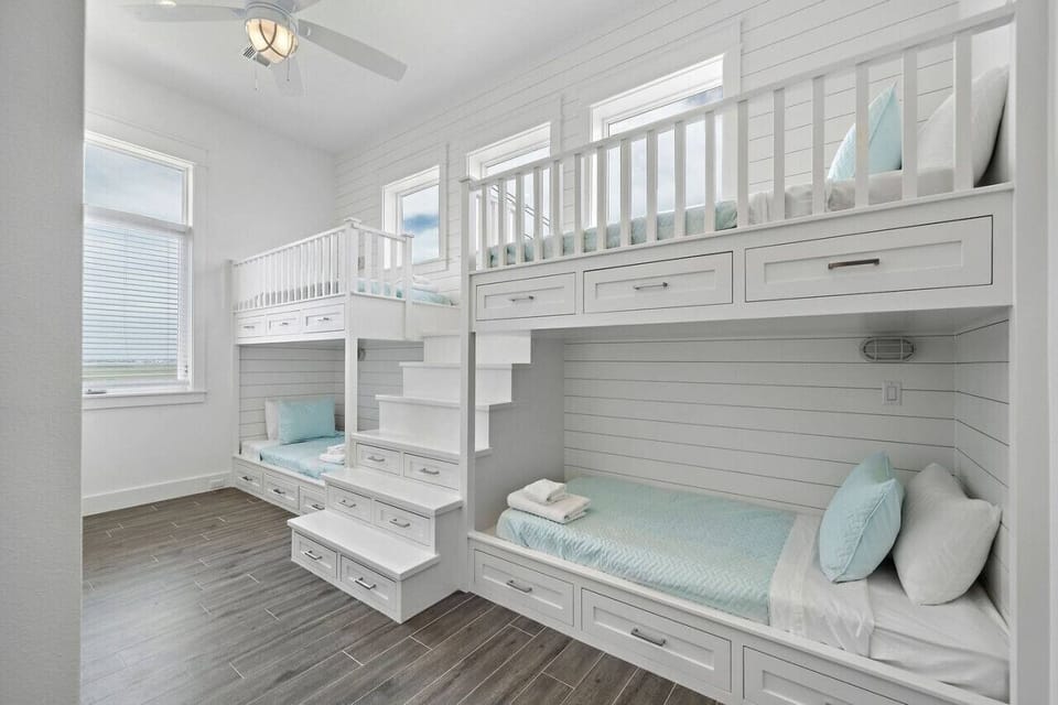 Lay your head down and rest here