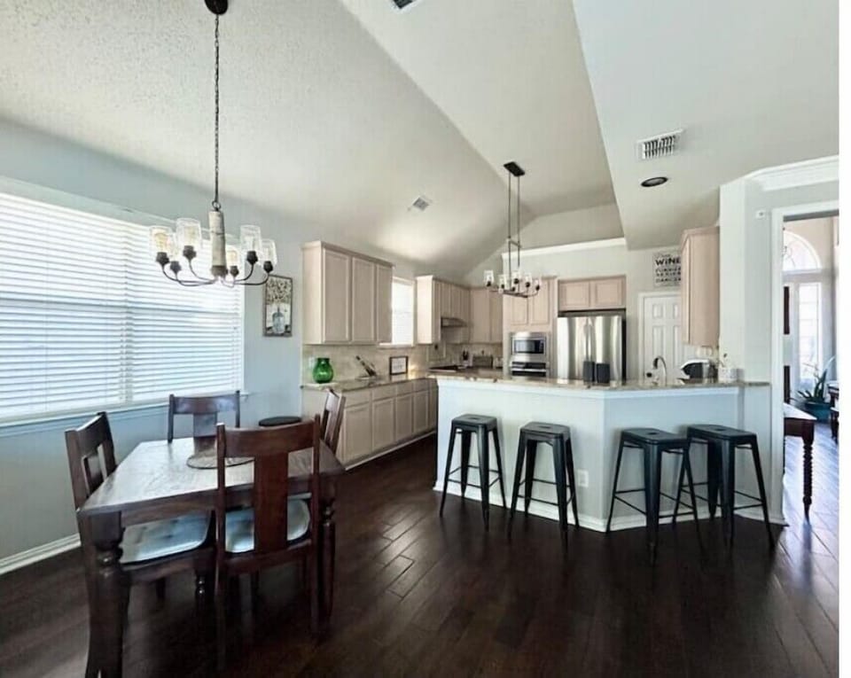 Dining/Kitchen/Bar