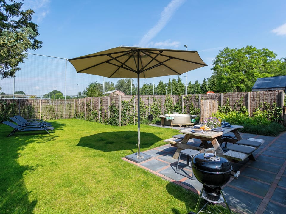 Garden [summer]