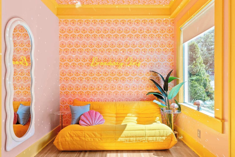 The Dolly House on Music Row is one of Nashville's top group accomodations. Experience more out of your trip in this Dolly inspired creation!STRP # 2023028004 + 2023028005