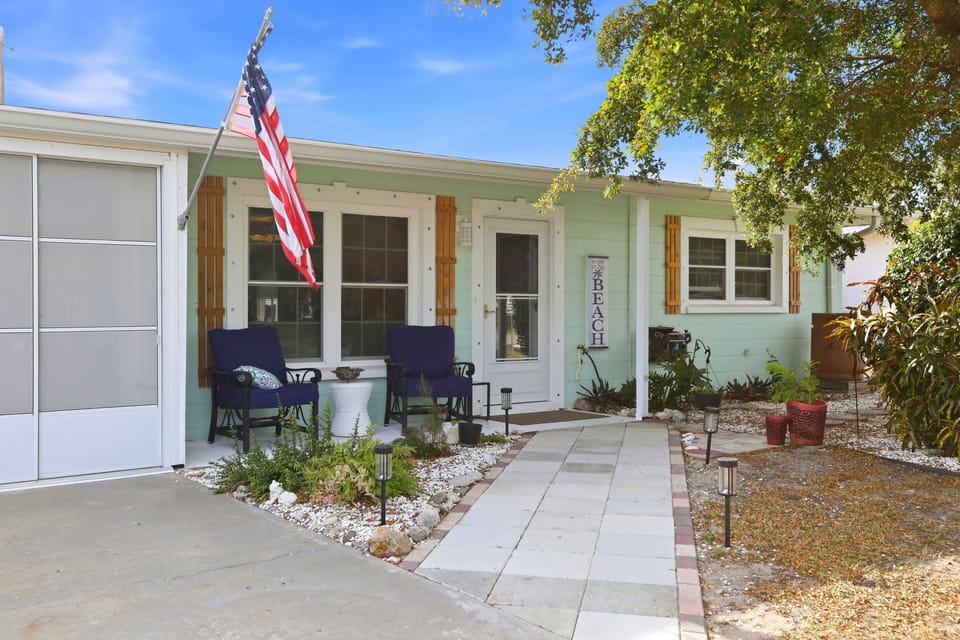 Welcome, Front porch