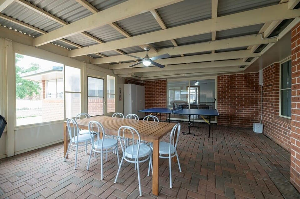 BBQ + Outdoor Entertaining Area