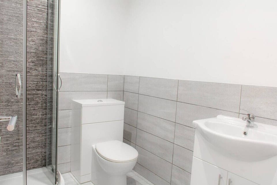 Fleet Nightlife I, Liverpool - Host & Stay