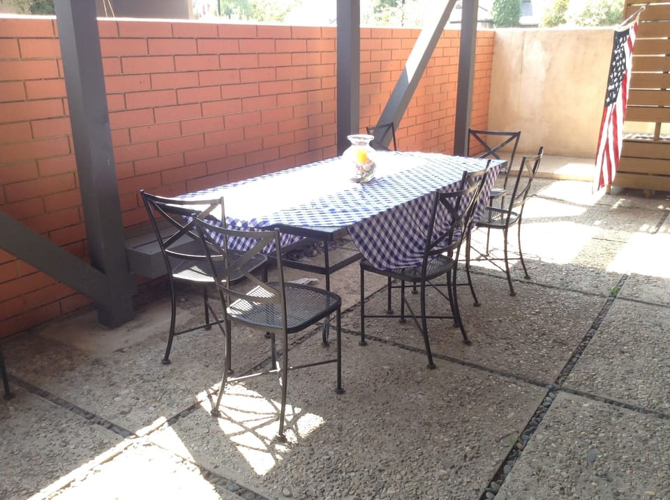 Outdoor dining