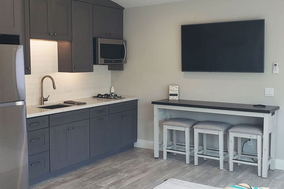 Open Concept Kitchen & Eating area