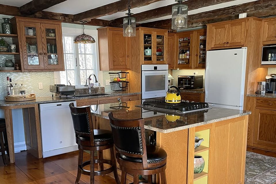 Kitchen with island