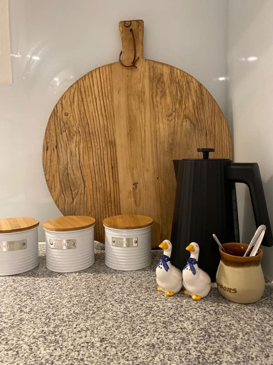 Kitchenette items