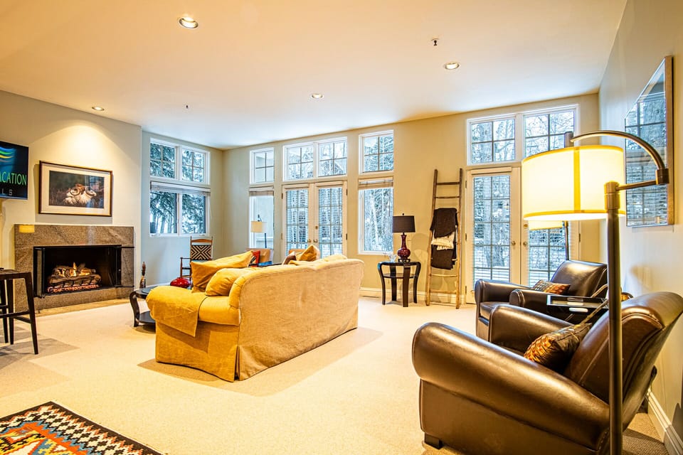 Large Living Room with Gas Fireplace