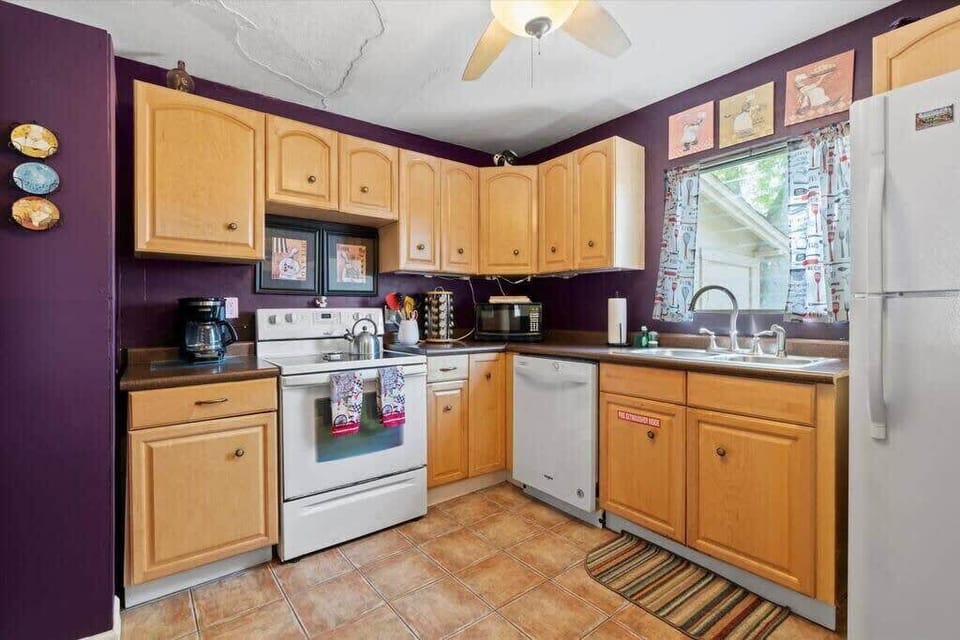 We've included a dishwasher to make clean-ups fast and easy.
