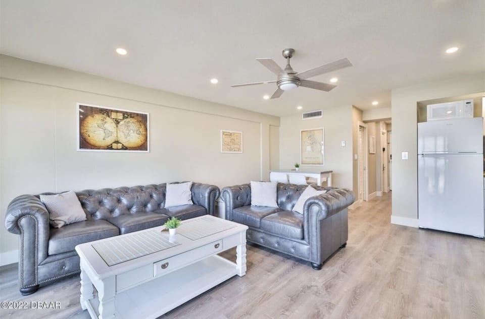 Large living room (picture doesn't show  the double bed behind the love seat)