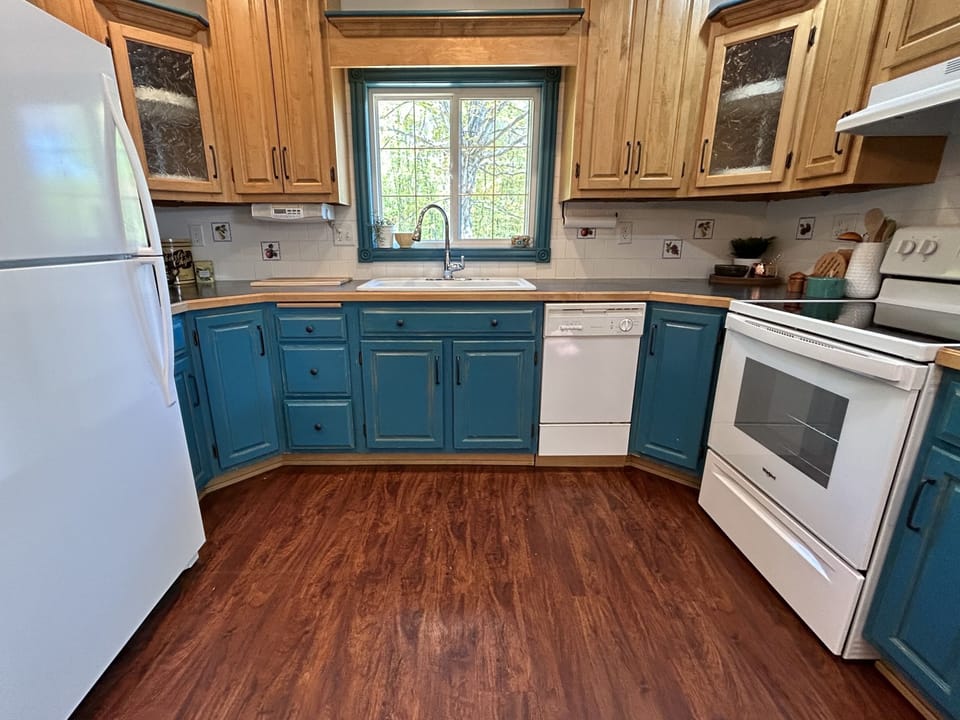 Full kitchen allows you to cook your own meals.