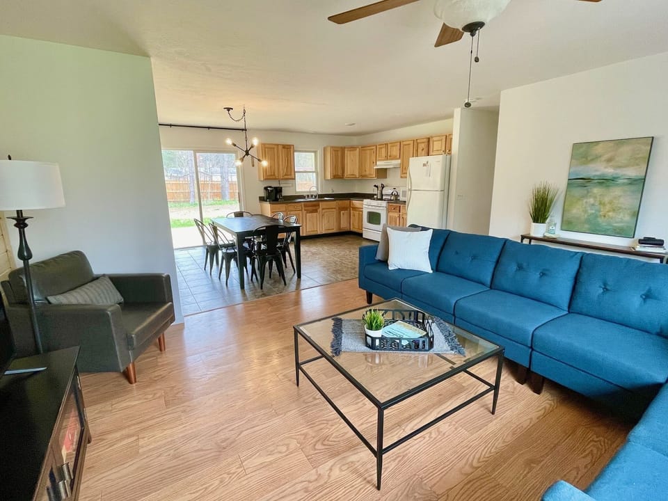 Living area layout.