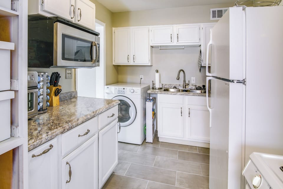 Kitchen | Cooking Basics & Spices | Drip Coffee Maker