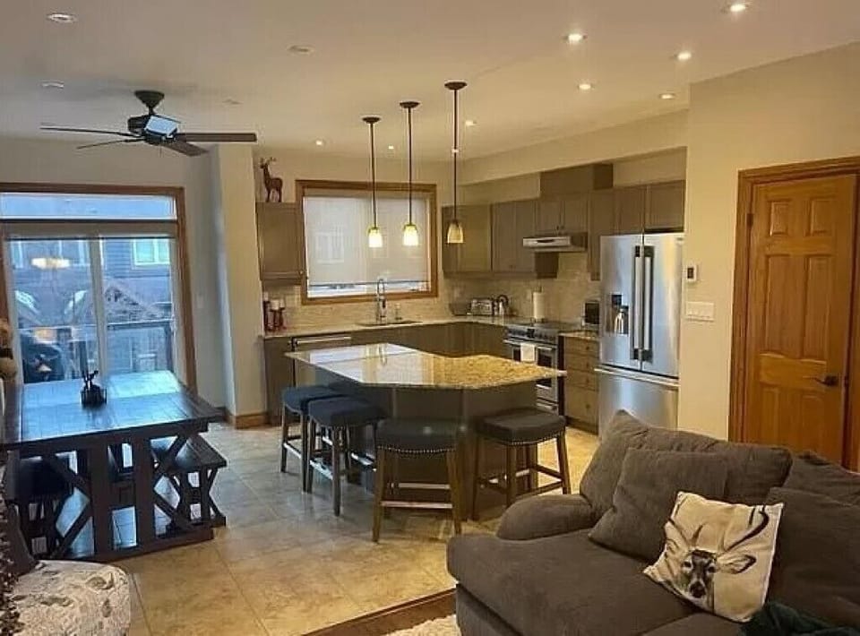 Kitchen and Dinning space