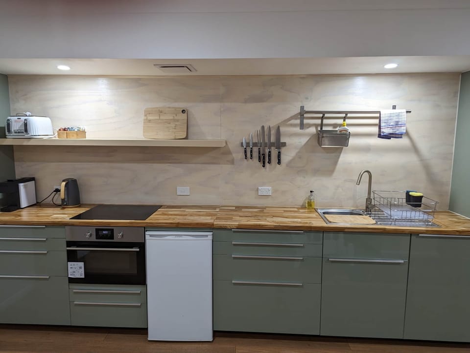 Creekland Studio Kitchen