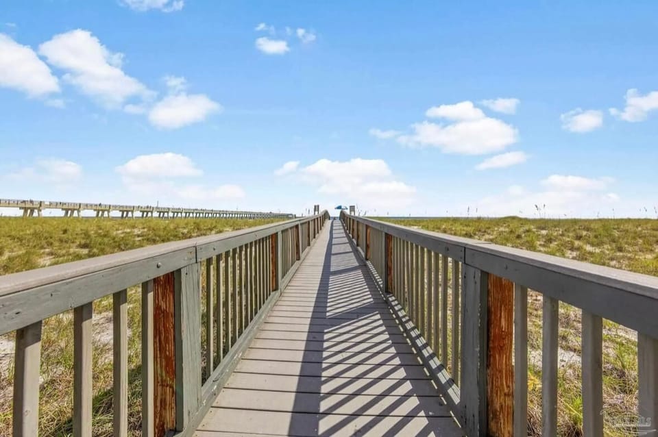 Beach/ocean view
