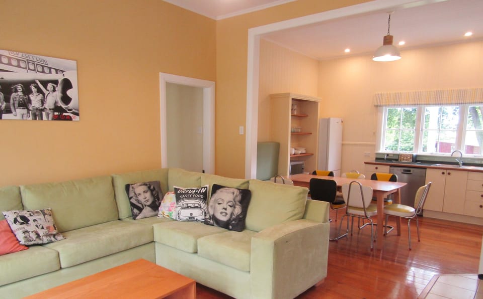 Kitchen and dining area seen from the lounge