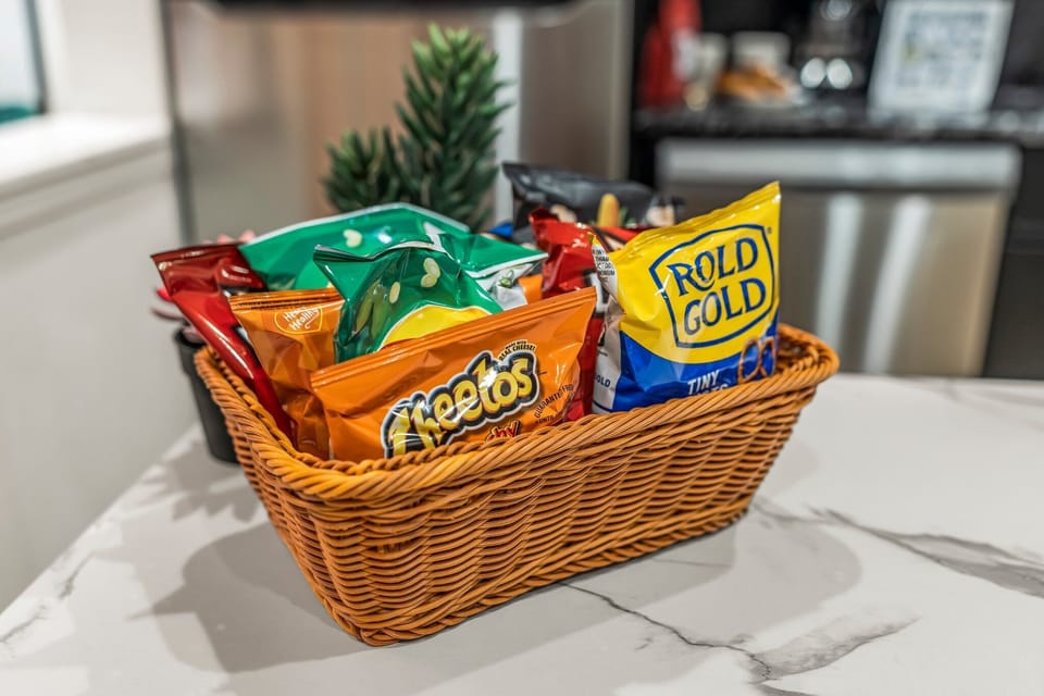 Help yourself to a treat anytime—your welcome basket adds a personal touch to your stay.